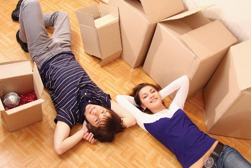 Efficient loading process by expert removalists